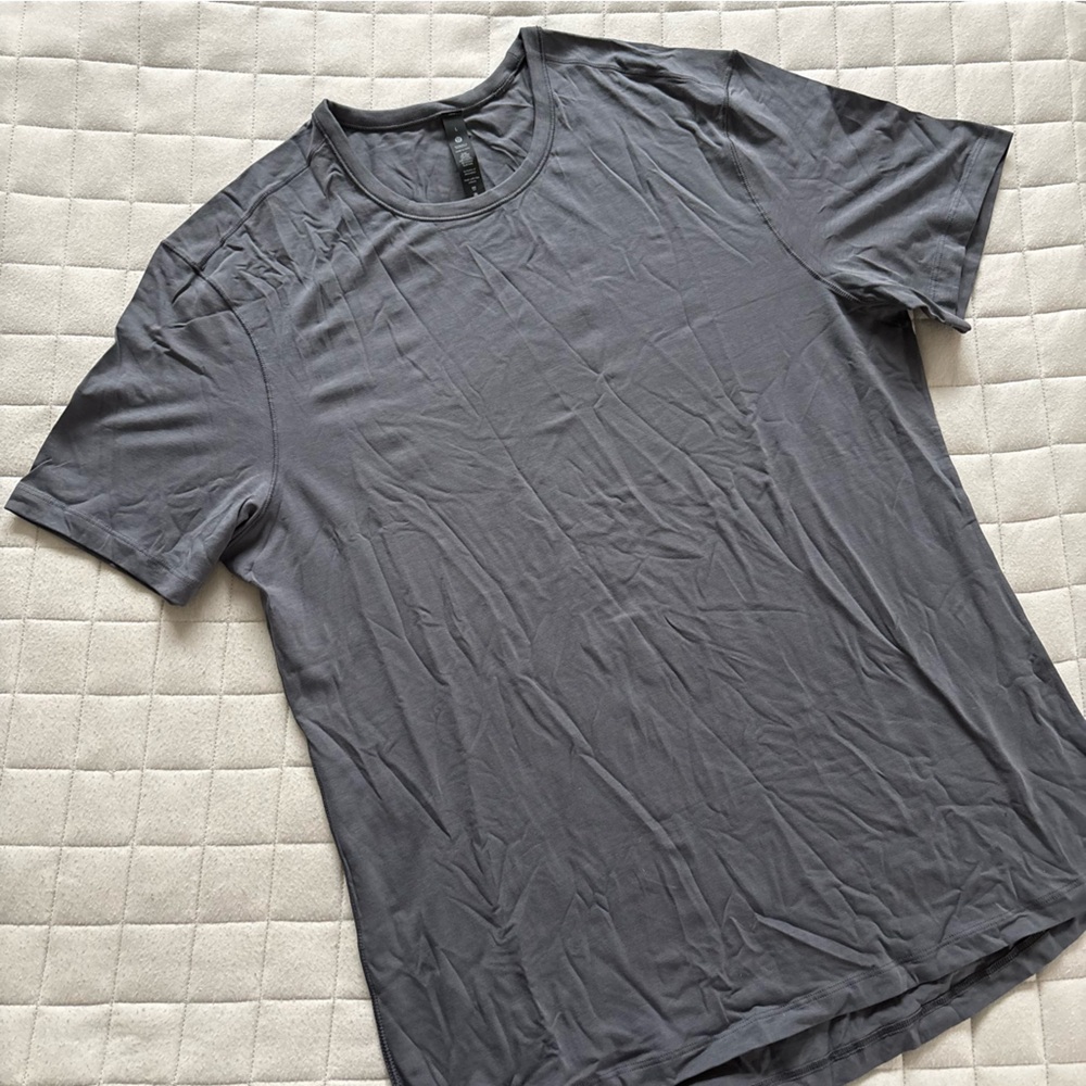 Lululemon Athletica Charcoal Gray Men's Shirt